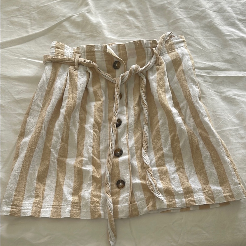Hollister Cream Mini A-Line Skirt with Tie Front